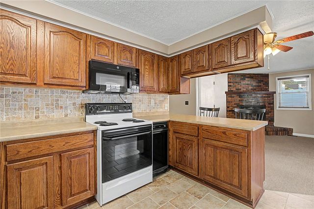 6637 Taylorsville Road, Huber Heights, OH 45424