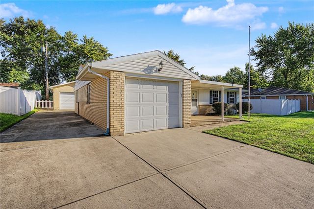 6637 Taylorsville Road, Huber Heights, OH 45424