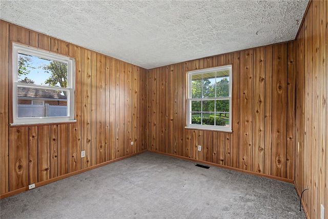 6637 Taylorsville Road, Huber Heights, OH 45424