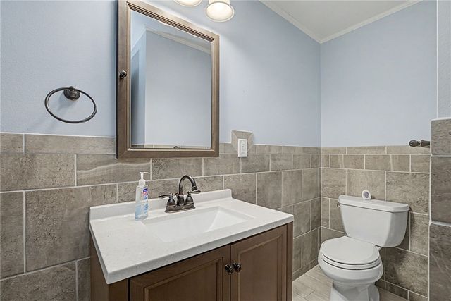 6637 Taylorsville Road, Huber Heights, OH 45424
