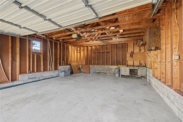 6637 Taylorsville Road, Huber Heights, OH 45424