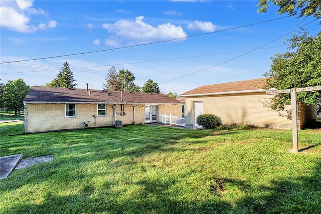 6637 Taylorsville Road, Huber Heights, OH 45424