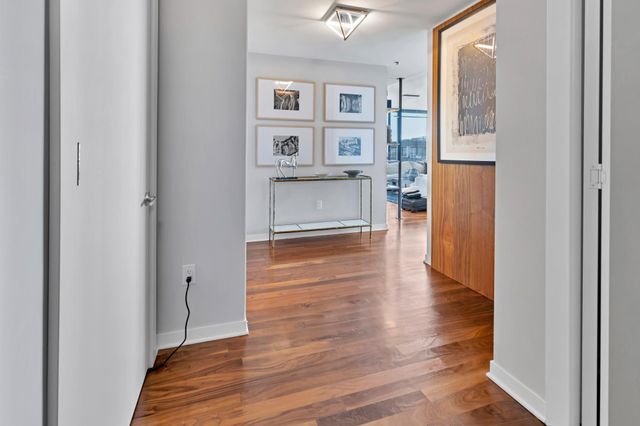 740 Portland Avenue 1614, Minneapolis, MN 55415