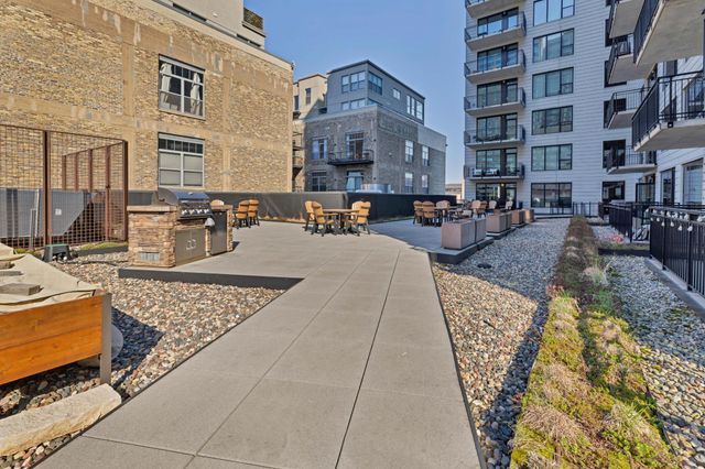 740 Portland Avenue 1614, Minneapolis, MN 55415