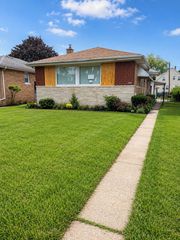 1705 Washington Boulevard, Maywood, IL 60153