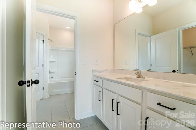 1336 Knob Creek Drive, Gastonia, NC 28054