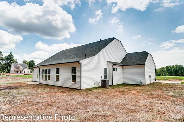 1336 Knob Creek Drive, Gastonia, NC 28054