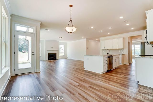 1336 Knob Creek Drive, Gastonia, NC 28054