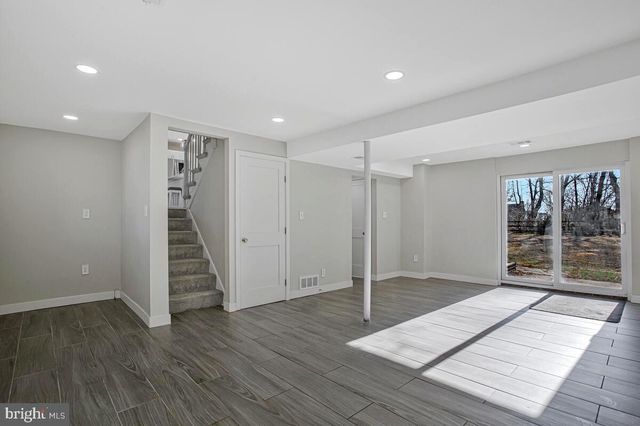 735 WHITEHALL BEACH RD, Annapolis, MD 21409