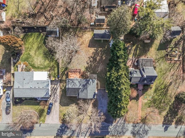 735 WHITEHALL BEACH RD, Annapolis, MD 21409