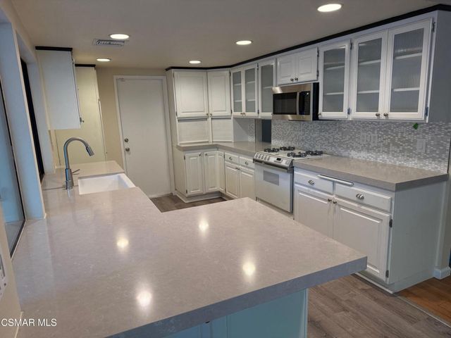 1191 Calle Contento, Thousand Oaks, CA 91360