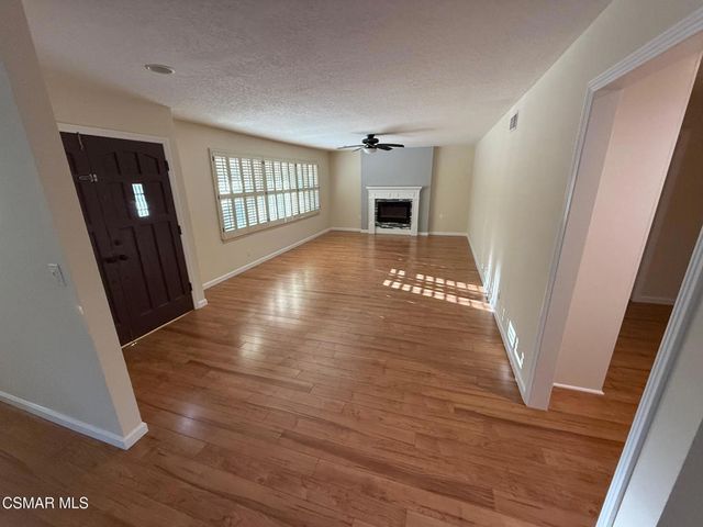 1191 Calle Contento, Thousand Oaks, CA 91360