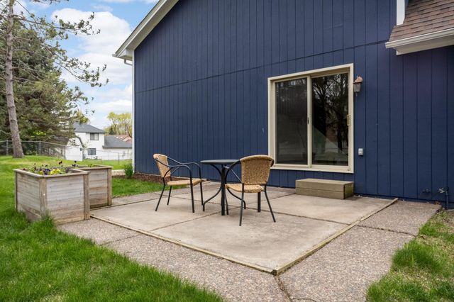 9642 Lakeside Trail, Champlin, MN 55316