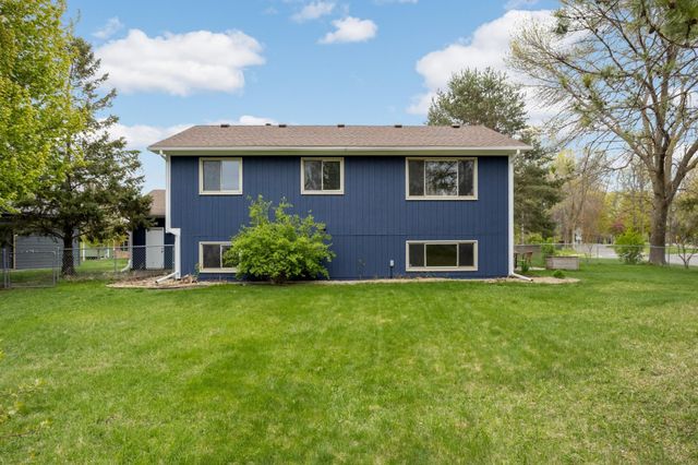 9642 Lakeside Trail, Champlin, MN 55316