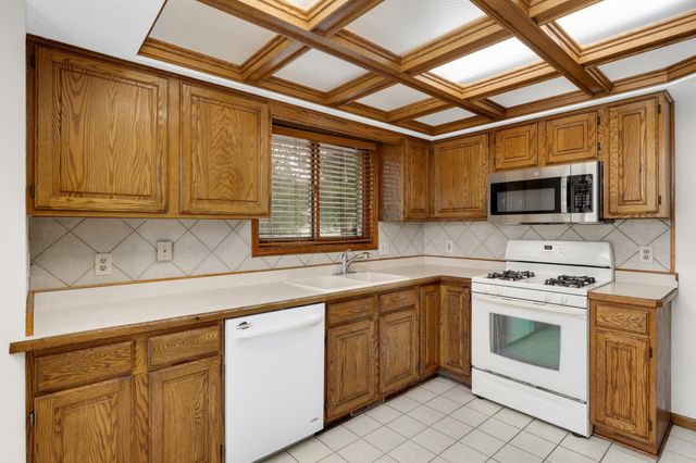 9642 Lakeside Trail, Champlin, MN 55316