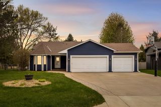 9642 Lakeside Trail, Champlin, MN 55316