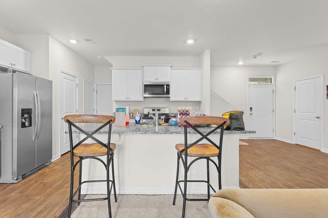 126 Lagoona Drive, Summerville, SC 29483