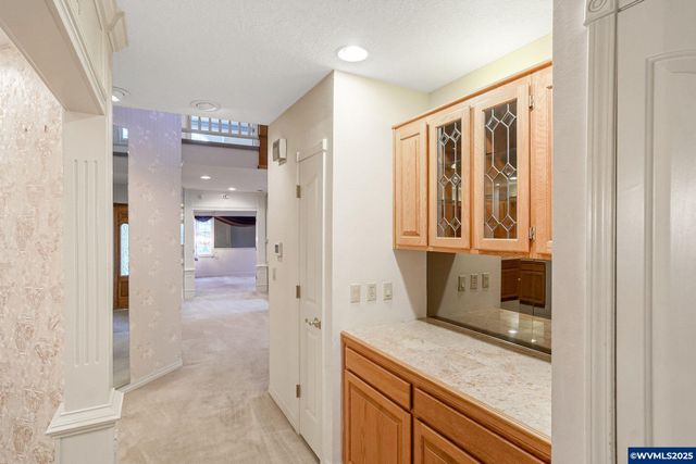 524 Clarmount Ct NW, Salem, OR 97304