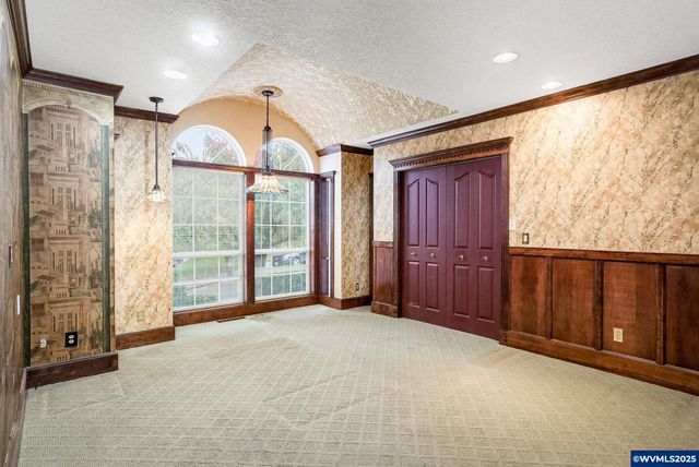 524 Clarmount Ct NW, Salem, OR 97304