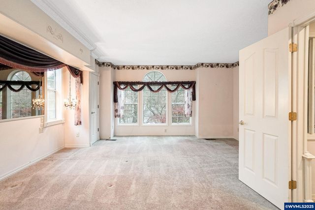 524 Clarmount Ct NW, Salem, OR 97304