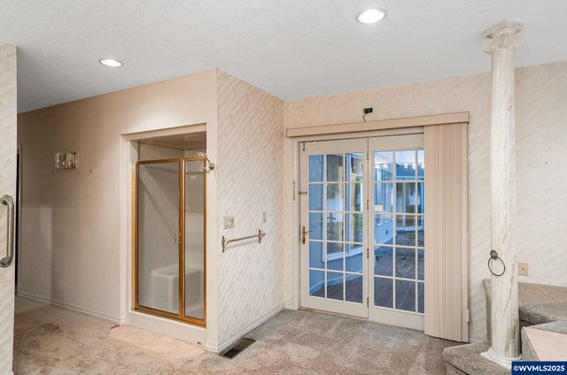 524 Clarmount Ct NW, Salem, OR 97304