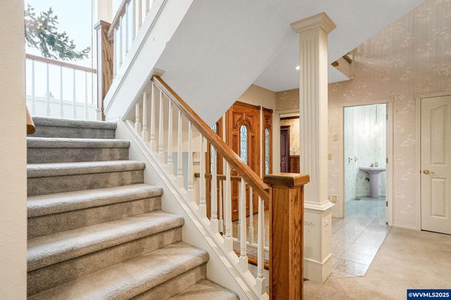 524 Clarmount Ct NW, Salem, OR 97304