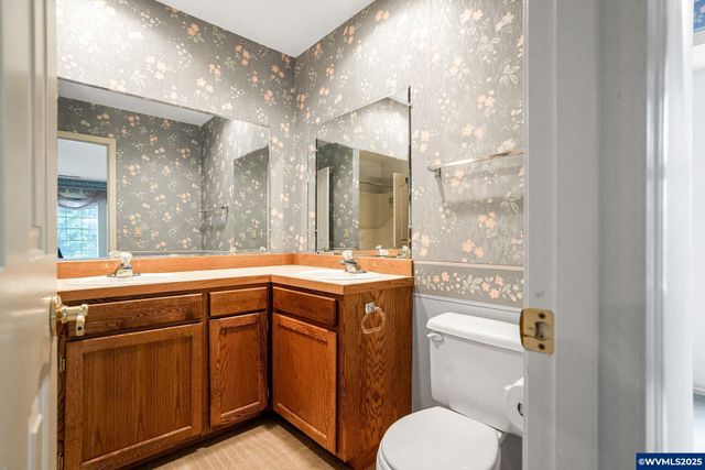 524 Clarmount Ct NW, Salem, OR 97304