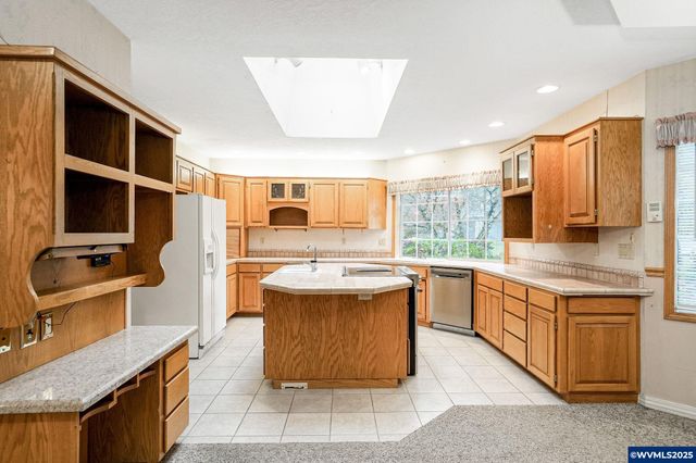 524 Clarmount Ct NW, Salem, OR 97304