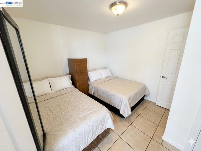 1710 Gaynor Ave, Richmond, CA 94801