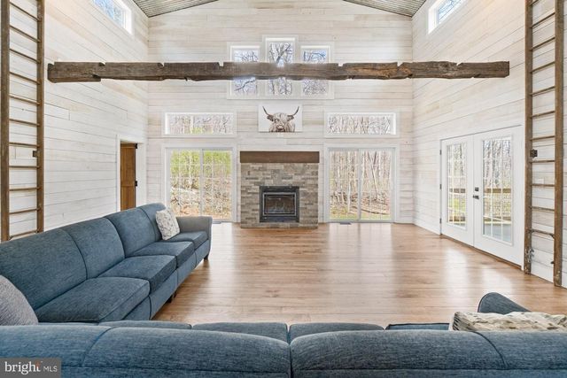 13974 BROWN RD, Smithsburg, MD 21783