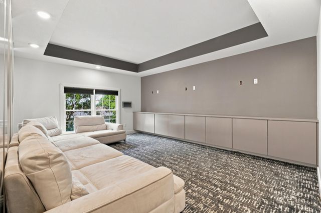 207 PAW PAW WAY, Columbia, MO 65203