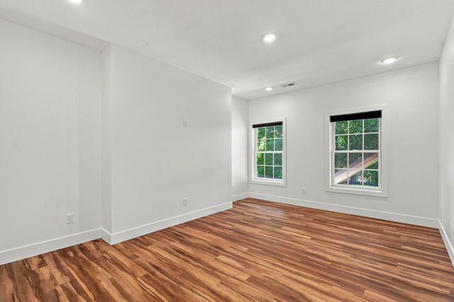 207 PAW PAW WAY, Columbia, MO 65203