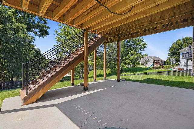 207 PAW PAW WAY, Columbia, MO 65203
