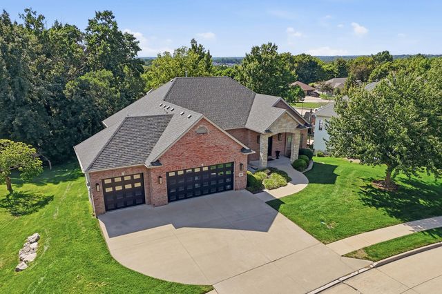 207 PAW PAW WAY, Columbia, MO 65203