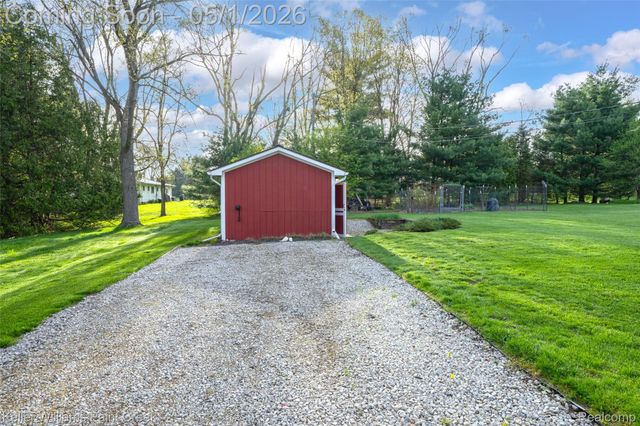 4805 Meadowbrook Lane, Orion Charter Township, MI 48359