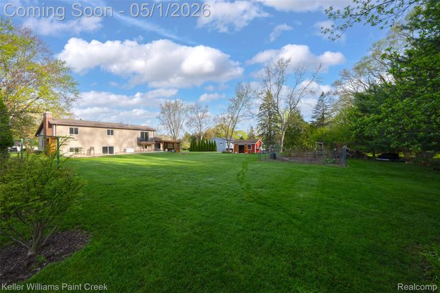 4805 Meadowbrook Lane, Orion Charter Township, MI 48359