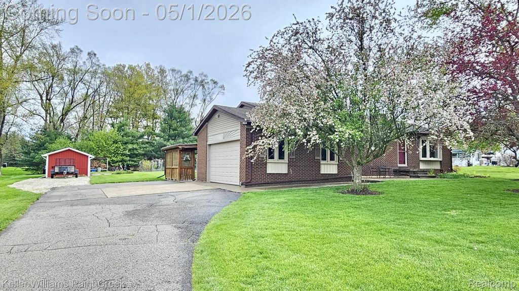 4805 Meadowbrook Lane, Orion Charter Township, MI 48359