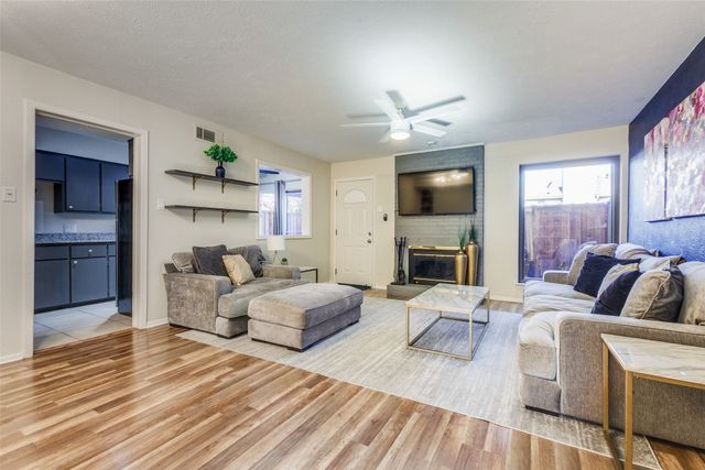 10617 Stone Canyon Road 28, Dallas, TX 75230