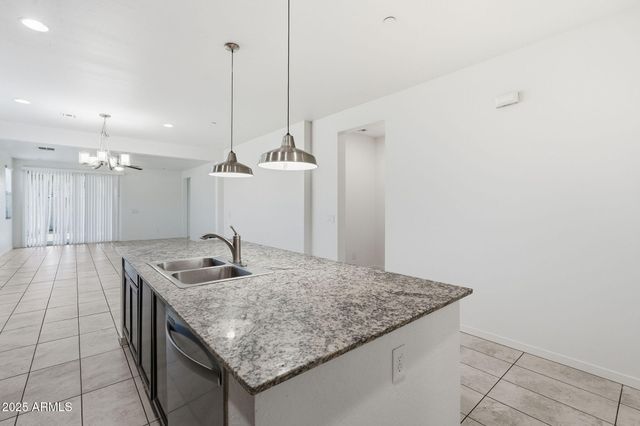 21383 W GRANADA Road, Buckeye, AZ 85396