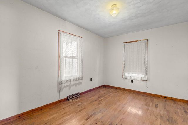 8903 General Baptist Road, Mountain Grove, MO 65711