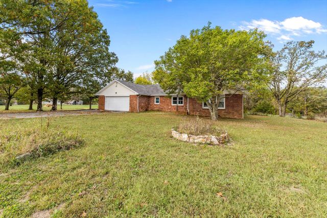 8903 General Baptist Road, Mountain Grove, MO 65711