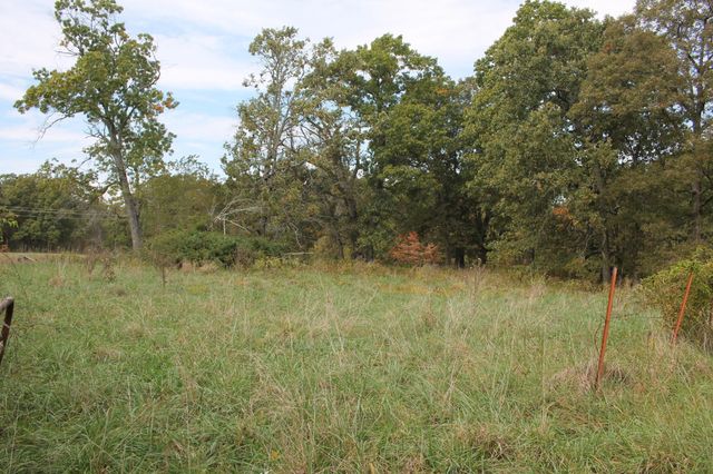 8903 General Baptist Road, Mountain Grove, MO 65711