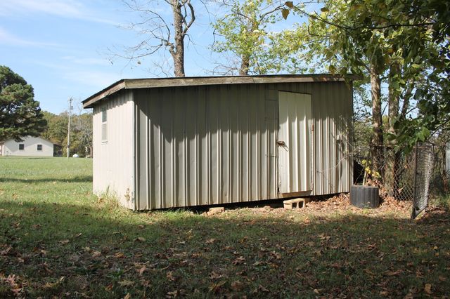 8903 General Baptist Road, Mountain Grove, MO 65711