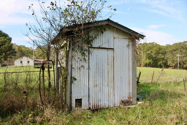 8903 General Baptist Road, Mountain Grove, MO 65711