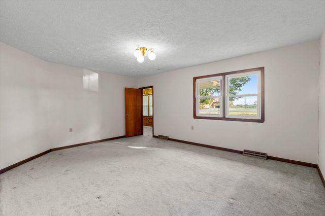 8903 General Baptist Road, Mountain Grove, MO 65711