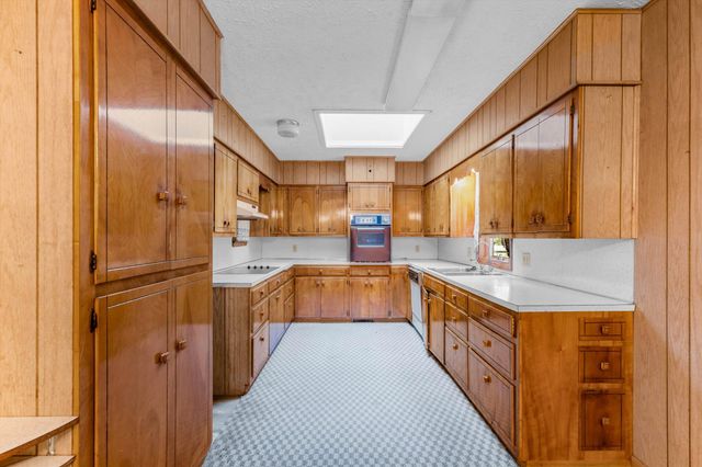 8903 General Baptist Road, Mountain Grove, MO 65711