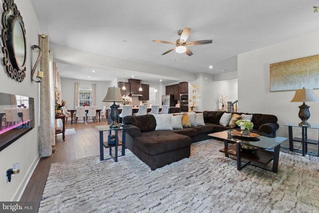 2641 SKEETER CT, Waldorf, MD 20603
