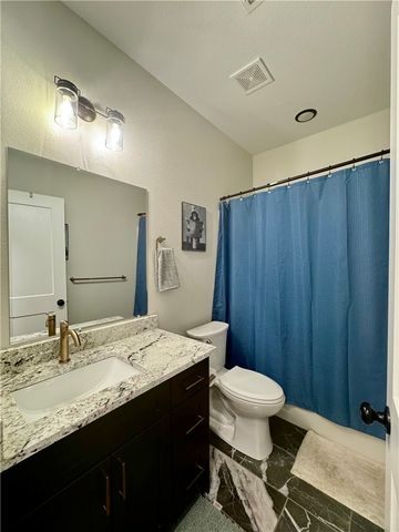 1105 Marina Road, Russellville, AR 72802