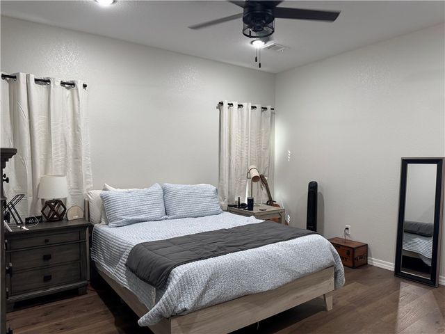 1105 Marina Road, Russellville, AR 72802