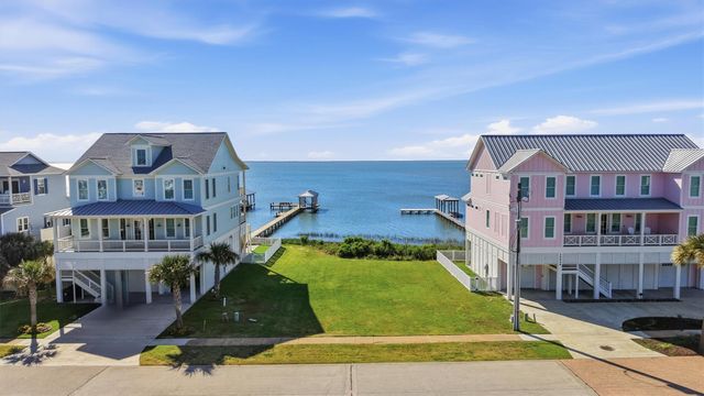 26702 Bay Water Drive, Galveston, TX 77554
